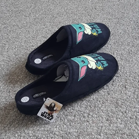 New Star Wars Men's The Mandalorian "The Child" Clog Slipper. - Picture 4 of 12
